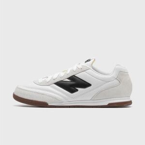 New Balance RC42 size 9 (men’s sizing)